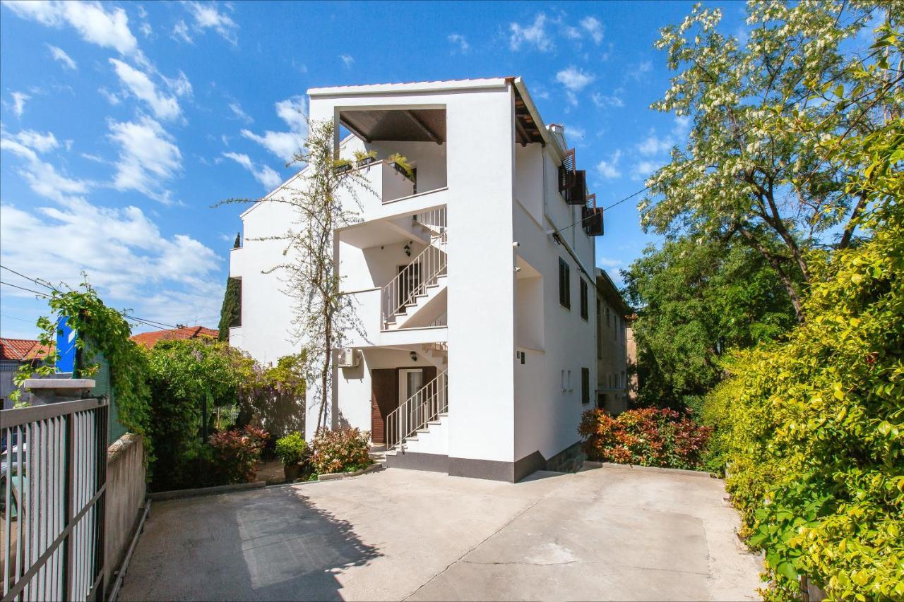 Apartment Nives In The City Center - Free Parking Split Kültér fotó