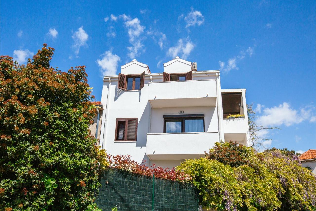 Apartment Nives In The City Center - Free Parking Split Kültér fotó