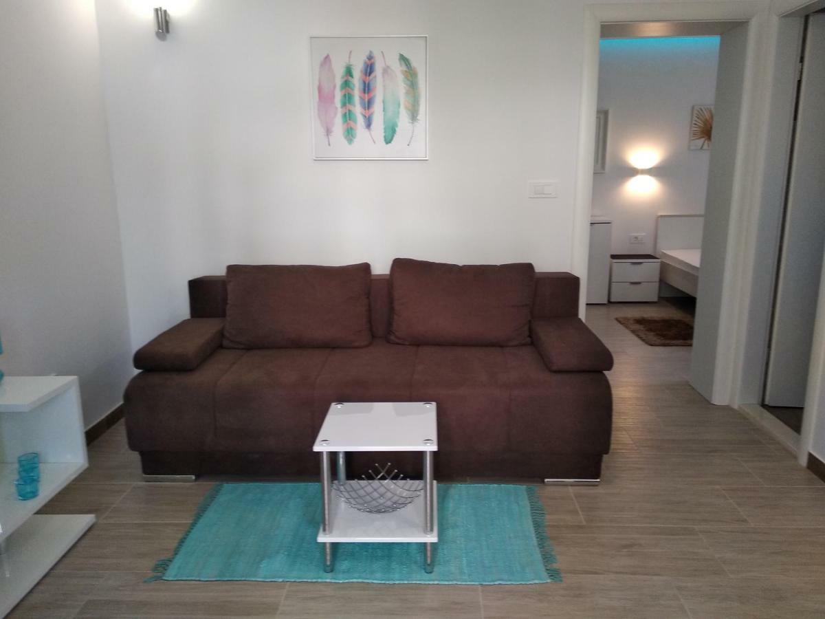 Apartment Nives In The City Center - Free Parking Split Kültér fotó