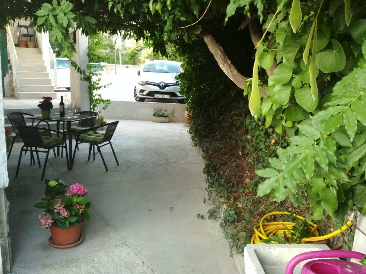 Apartment Nives In The City Center - Free Parking Split Kültér fotó