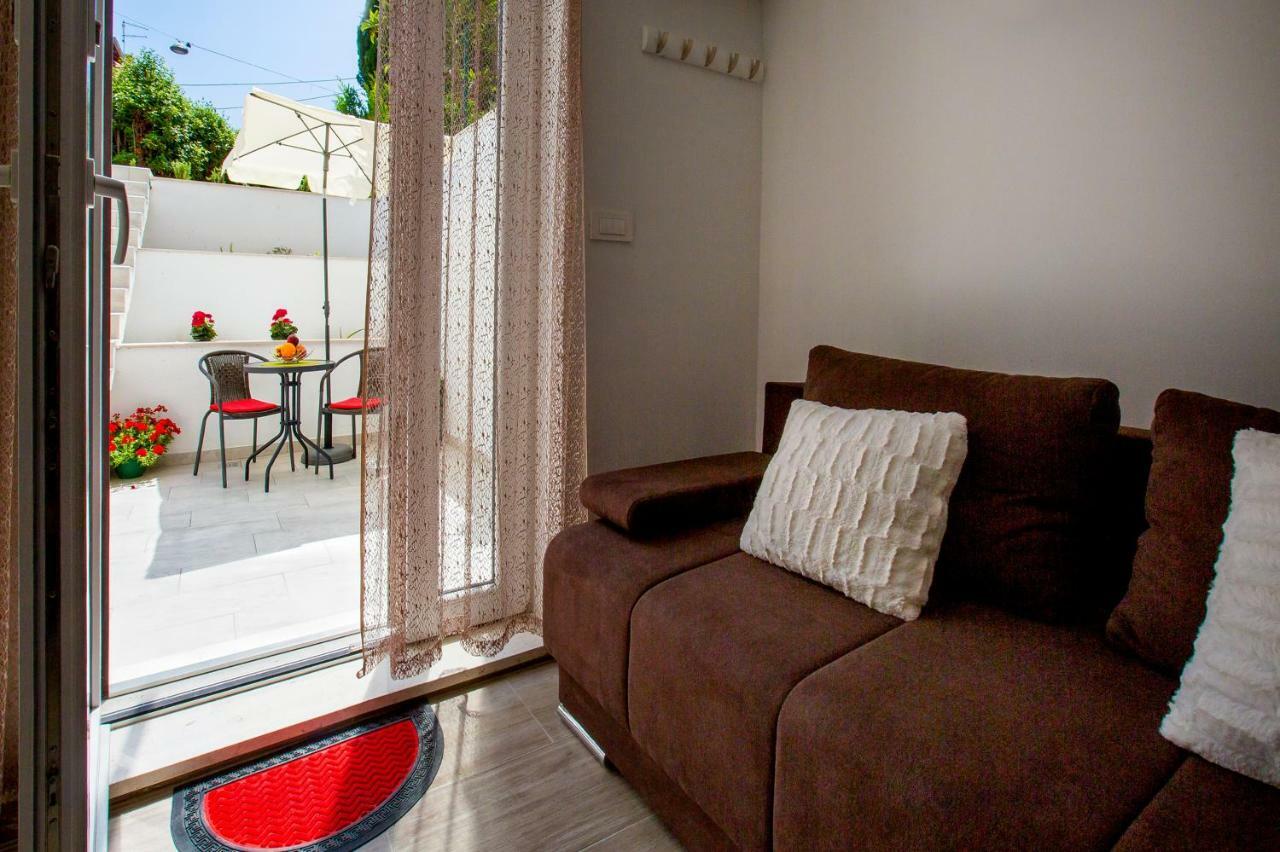Apartment Nives In The City Center - Free Parking Split Kültér fotó