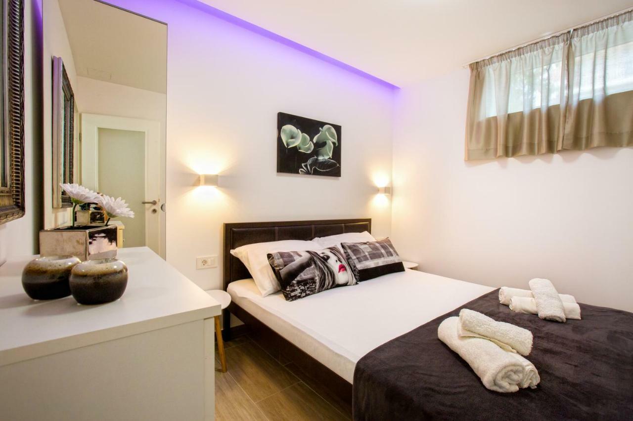 Apartment Nives In The City Center - Free Parking Split Kültér fotó