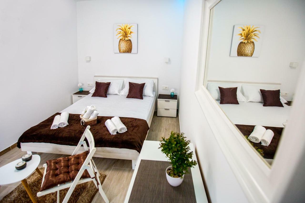 Apartment Nives In The City Center - Free Parking Split Kültér fotó