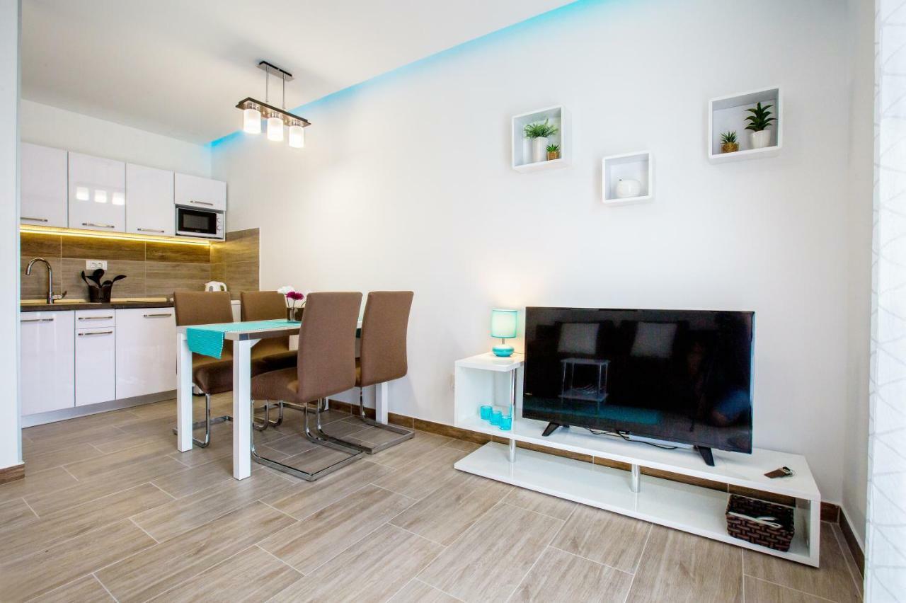 Apartment Nives In The City Center - Free Parking Split Kültér fotó