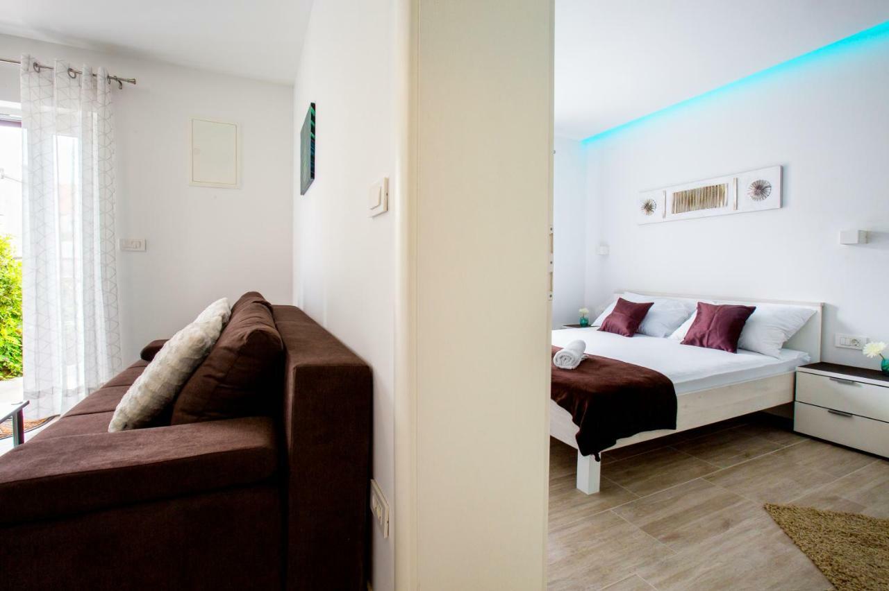Apartment Nives In The City Center - Free Parking Split Kültér fotó