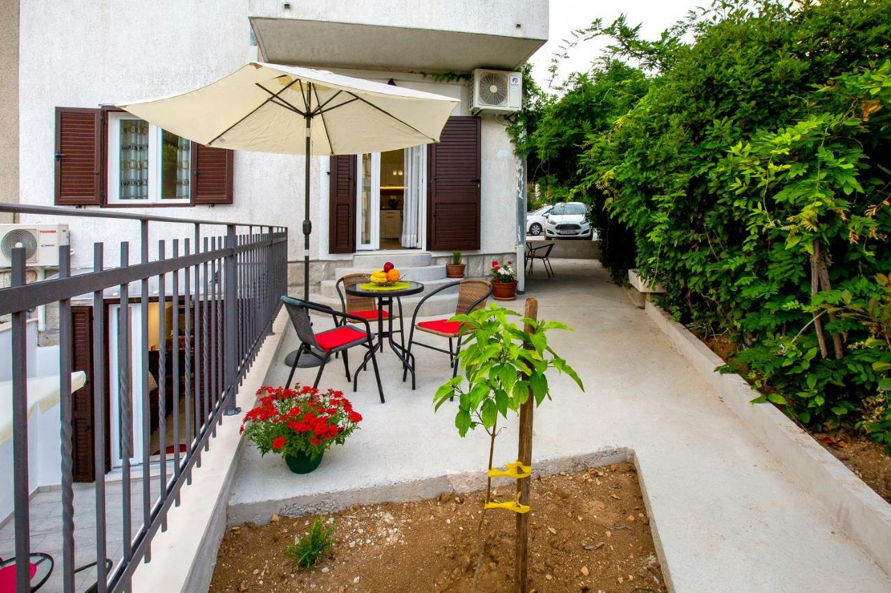 Apartment Nives In The City Center - Free Parking Split Kültér fotó